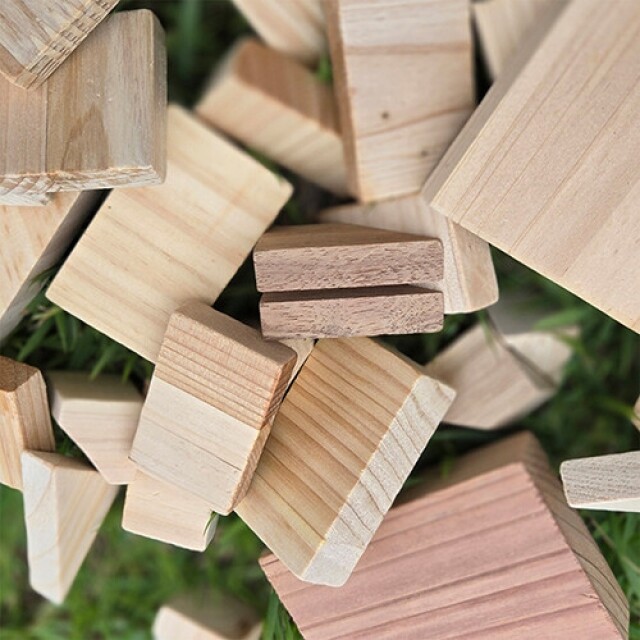 나무에,나무에 다양한 나무조각 창의적인 나무조각 놀이